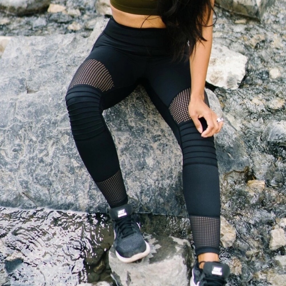 Zyia‎ Active Black Moto Ribbed Womens Size 2 High Waisted Leggings